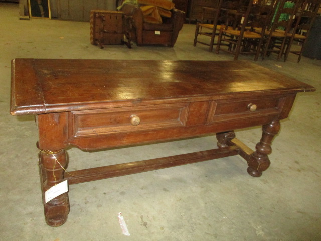 Walnut coffee table - Aubergine Culinary Antiques & Oriental Rugs